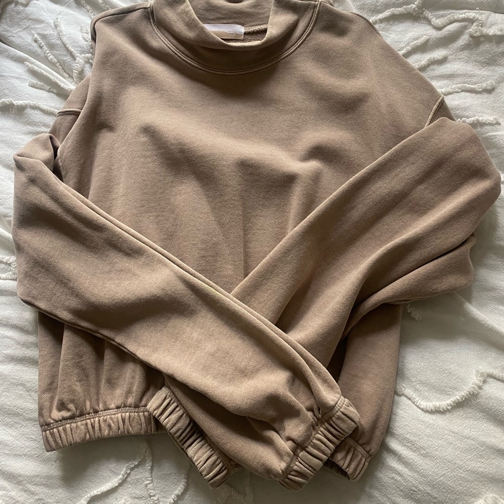 lounge turtleneck